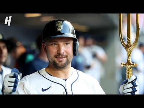 Cal Raleigh Becomes the First Catcher in MLB History to Hit 50 Home Runs in a Season! 🔥