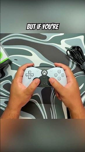 Hyperkin The Competitor is a PlayStation-like controller but... licensed for Xbox consoles?!?