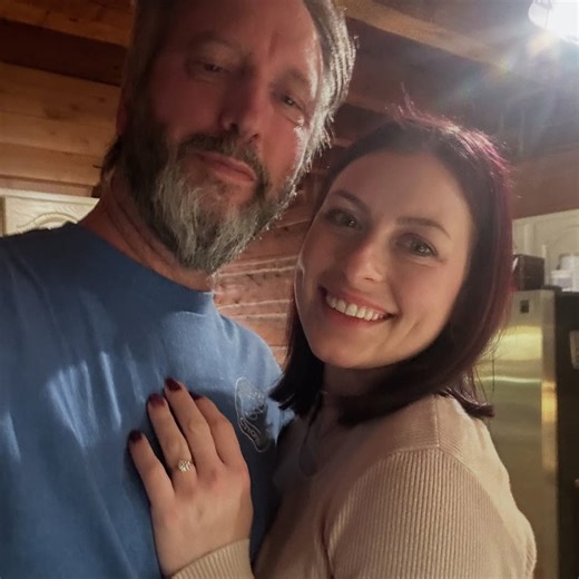 Tom Green Marries Amanda Nelson in Intimate Ceremony