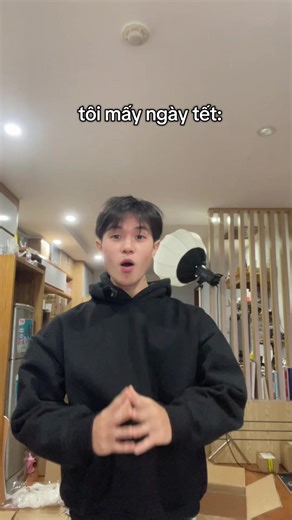 Bigger Problem Memes for Tet Celebrations