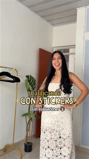 Califico las evaluaciones con stickers 🤭👩🏻‍🏫