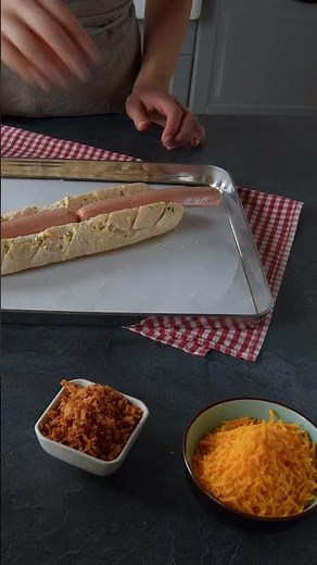 Hot-dog cuit au four ! 🥖🌭 #food #recette #hotdog #sausage #saucisse