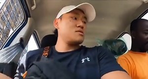 Quand un Ivoiro-Coréen PRANK un chauffeur de Taxi a Marcory 🤣🤣🤣 Source : African Tarzan | RAP IVOIRE