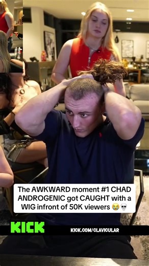 The AWKWARD moment # 1 CHAD ANDROGENIC got CAUGHT with a WIG infront of 50K viewers 😭💀 #clavicular #androgenic