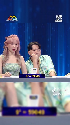 Hari Won và Trấn Thành trong Siêu Tài Năng Nhí