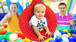 387K views · 5.8K reactions | Diversión en el patio de juegos con Oliver y sus padres#346 | Felipa Hagenes | Facebook