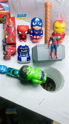 Very Funny Moment 😂 Hulkbuster Goes Wild,Pushes Hulk & Thor Into the Hole! #hulk #marvel #shortvideo