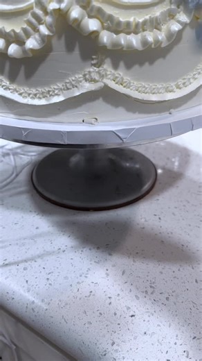 ✨A timeless wedding tradition✨ Did you know wedding cake charms go all the way back to the Victorian era? 💍 Each charm has a special meaning—love, luck, prosperity, and happiness for the bride and her bridesmaids. 💕 Watching them pull their charms and smile was pure joy! #WeddingTradition #CakeCharms #WeddingCakeMagic #BridesmaidsMoments #VictorianTradition #WeddingDetails #CakeWithMeaning #SweetMemories #BridalJoy #CustomWeddingCake #BakerLife #Cakelover #LoveAndLuck #WeddingDayMagic | Kake W