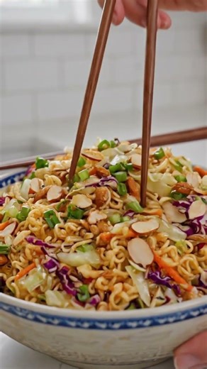Crunchy Asian Ramen Noodle Salad