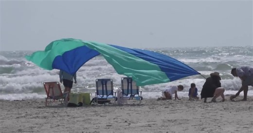 Padre Island businesses see major boost from spring break crowds