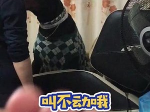 杜宾属于一个人的狗，one man dog 哪怕在挨骂，还是有倔强的一面。#杜宾犬super @抖音小助手