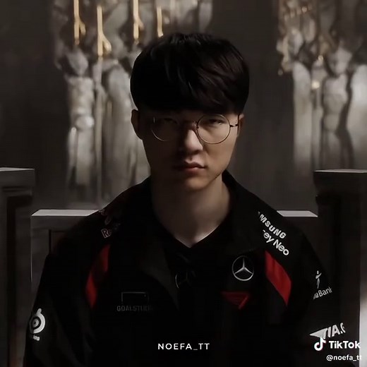 6 World Champions in League of Legends Gameplay