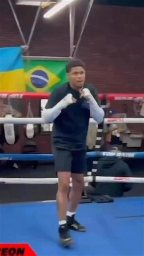 Eric A. Bradley on Instagram: "Pugilists like Shakur benefit greatly from cognitive bandwidth, the rest rely on skills and techniques to survive. Therefore they have to be perfect just to end up second. Here are my findings over a 3 1/2 year study on the difference between having skills hardwired into your nervous system, vs memorizing techniques to survive a brutal sport that requires much more . If you coach boxing & don’t currently have access to such a system, DM the page and type INSTALLATI