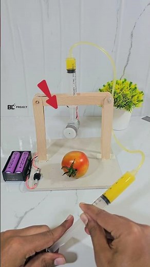 Simple Hydraulic Machine Project 💉