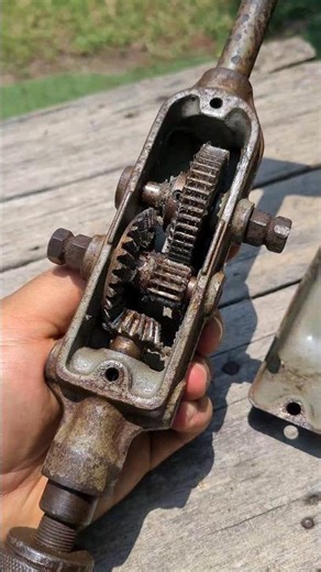 FLOTT Hand Drill Vintage Woodworking Tool: Germany #shorts #tools