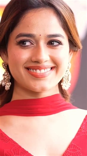 Red fairy 🧚‍♀️ ✨️ ♥️ #shorts #short #jannat #jannatzubair ‪@jannatzubairrahmani956‬