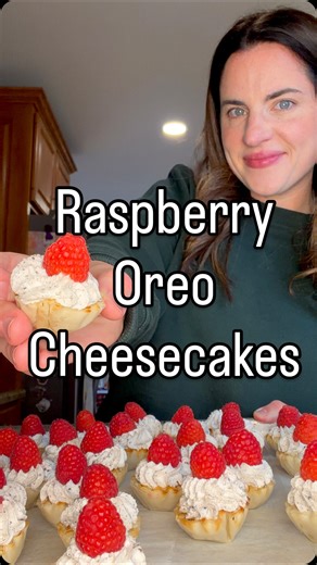 Sarah marie on Instagram: "Mini Raspberry Oreo Christmas cheesecakes! Welcome back to my Christmas dessert series! INGREDIENTS: 8 ounces cream cheese, softened 6 tablespoons sugar 2 teaspoons flour 2 eggs 1 teaspoon vanilla extract 1 tbsp lemon juice 2 packages (15 count, each Phyllo Shells) 4 crushed Oreo cookies with the filling removed 30 raspberries for topping Whipped topping: 1.5 cups heavy whipping cream 1/4 cup powdered sugar 4 crushed oreo cookies with the filling removed How to: In a b