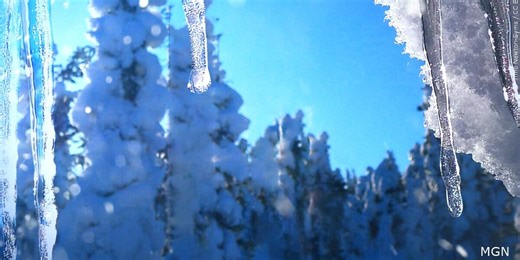 Lexington crews treat roads overnight, urge caution when driving