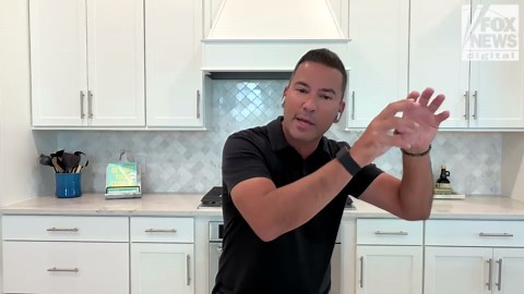 Here's how ice cream can hurt your gut health, says celebrity nutritionist