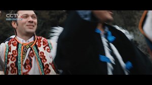 🇨🇳🎨🍺🪡 【It’s time to unveil the mysteries of Eastern magic!】 #Porcelain, #papermaking, shadow #puppetry, lion dancing, Qiang embroidery... How many kinds of traditional Chinese #handicrafts can you name? Follow the footsteps of friends from five countries to uncover the essence of Chinese craftsmanship hidden in the extraordinary journeys of intangible cultural #heritage. #China #ChineseCulture #Chinesehandicraft 🇨🇳🎨🍺🪡【神秘的东方魔法揭秘！手作奇迹之旅开启了，看你能解锁多少个中国非遗宝藏】 瓷器、造纸、#皮影、#舞狮、羌绣……仅仅是 #中国 传统手工艺宝