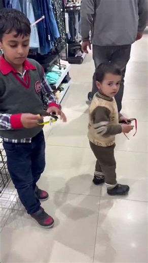 Akshit ko kya lena h😱👓||#officialmansi #funny #shorts #ytshorts #viralvideo