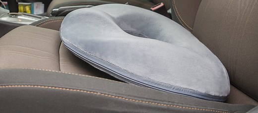 7 Best Donut Pillows Reviewed in Detail (Winter 2026)