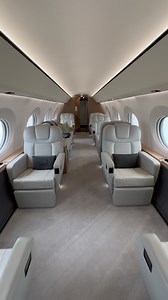 106K views · 345 reactions | Checking out the interior of the new Gulfstream G400. The folks at @gulfstreamaero did a fantastic job! Plus, the new jet smell was fantastic  | Uretsky Aviation | Facebook