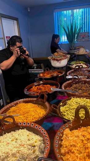 Hola nosotros somos Itzae Buffet!!! Damos un servicio de comida mexicana estilo buffet desde unas Deliciosas Quesabirrias,sopesitos, tlacoyos,Flautas,taquitos suaves ,guisados , arroces , pastas,ensaladas,guacamole,aguas frescas y mucho más !!!!! Nuestros servicio los damos en Nueva York y sus 5 condados gracias a todos por el Apollo que nos dan 🤗🙏🏻 #gracias #Dios #yemaya #oggun #elegua #ashe #yac #gracias #itzaebuffet #comida #sazoncasero #cazuelas #party #fiestas #quesabirrias #eventos #com