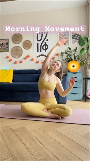 The perfect 5-min morning reset☀️ #morningroutine #pilates #morningworkout #stretching #homeworkout