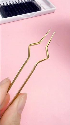 How To Practice Lash Isolation & Placement Efficiently