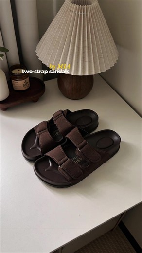 The sandals I keep reaching for every day. #twostrapsandals #sandals #sandalsrecommendations #slippers #twostrapslippers