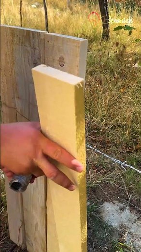 How to join fence boards with wire! #fence #board #wire #wood