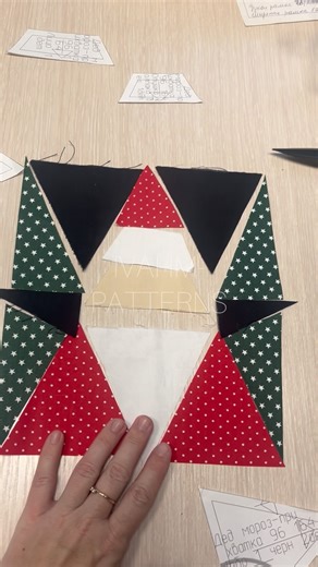 Выкройка и мк: https://ivahm-patterns.ru/shop/ivahm-ded-moroz