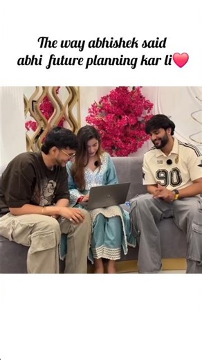 The way abhishek said abhi future planning kar li❤️ #youtubeshorts