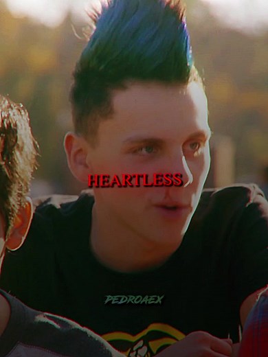 the glow up of hawk>> #foryou #fyp #viral #edit #blowthisup #cobrakai #season1 #hawk #benezin_edits