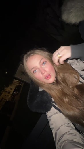 Nellys Jacke: Coole Styles für Langhaarige