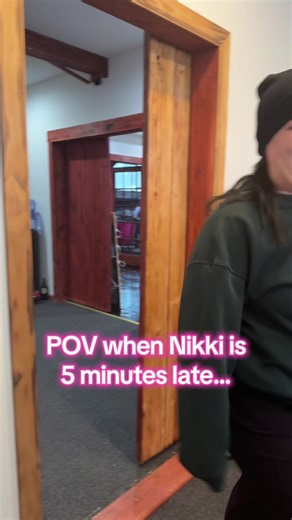 When one person is late and the whole system politely panics😅#workfunny #boudoirstudio #funnymoments #hypesquad