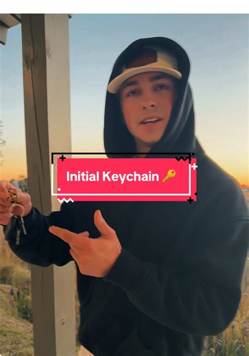 Didn’t think I’d care about a keychain this much, but having your initial on it just feels right 😌 #initialkeychain #personalizedgift #everydaycarry #simplefinds #fyp