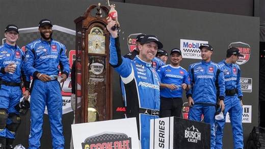 Cup results, points after Martinsville as Denny Hamlin moves up NASCAR win list (Updated with Jones DQ)