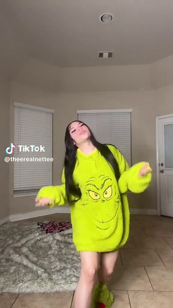 Linnette💰💕 (@theerealnettee)’s video of Rod Wave
