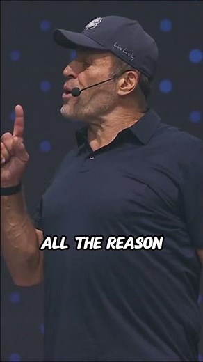 Tony Robbins Uses The Crowd To Prove How We Meet Our Needs Through Reflections