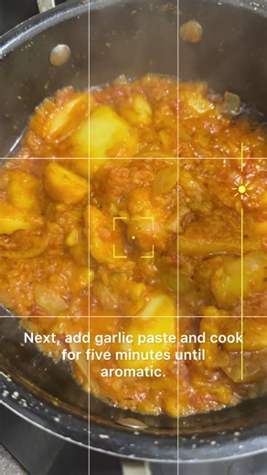 Aloo Ki Sabzi 🥔 | Quick & Tasty Desi Recipe Simple Aloo Ki Sabzi made with basic spices 😋 Quick, easy, and full desi flavor 🔥 Perfect veg dish for lunch or dinner 🍽️ Must-try homemade potato curry! #AlooKiSabzi #PotatoRecipe #DesiFood #HomeCooking #EasyRecipe
