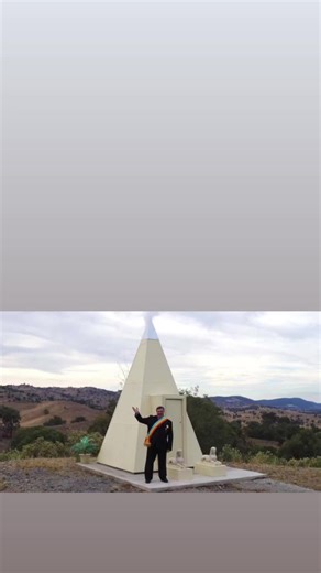 What is Atlantium? #funfacts #pointlessfacts #facts #fact #micronation #atlantium #australia #oceania