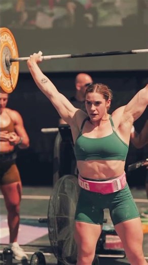 Woman's Crossfit athlete workout game #motivation #crossfit #shorts