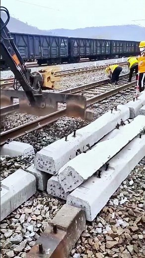 JINGGONG Railway Sleeper Changer｜On-Site Railway Construction, Efficient Sleeper Replacement