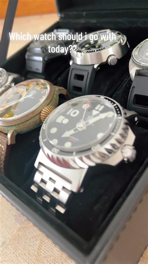 #steeldive #bronzewatch #budgetwatch #bigwatch Steeldive sd1982 Steeldive sd1903s Steeldive sd1970 Citizen jp 2000