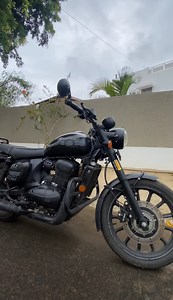 58K views · 1.3K reactions | cruiser_42___ (IG) dances through mist-kissed bends with his #Jawa42, making every road a path of endless possibilities. #JawaMotorcycles #Jawa42 #42AllstarBlack #motorcylejourneys #sportsstripe #greatadventures #legendaryride #jawariders | Jawa Motorcycles | Facebook