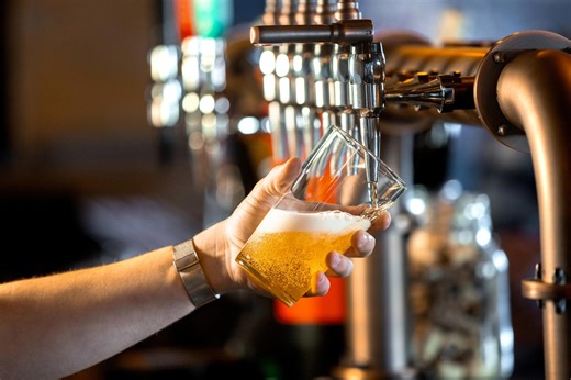Manitowoc things to do — new restaurant, bookstore crawl, Bids & Bites
