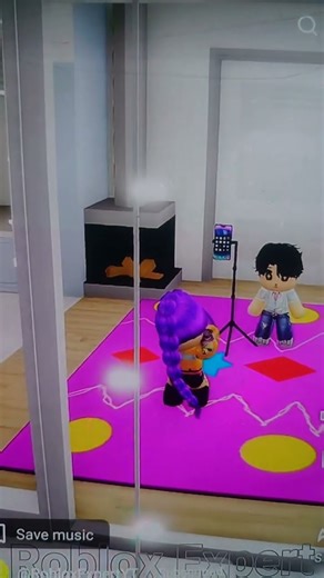 Rumi & Jinu doing the Chanel dance#roblox#shorts#brookhaven
