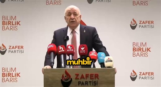 Ümit Özdağ'dan CHP'ye:"Zafer Partisi olarak hukuk devleti ve demokrasiye inanan, Atatürk'e ve kurucu değerlere bağlı olan tüm siyasi partilerin milli ittifak paydasında bir araya gelmesinin çok önemli olduğunu düşünüyoruz."